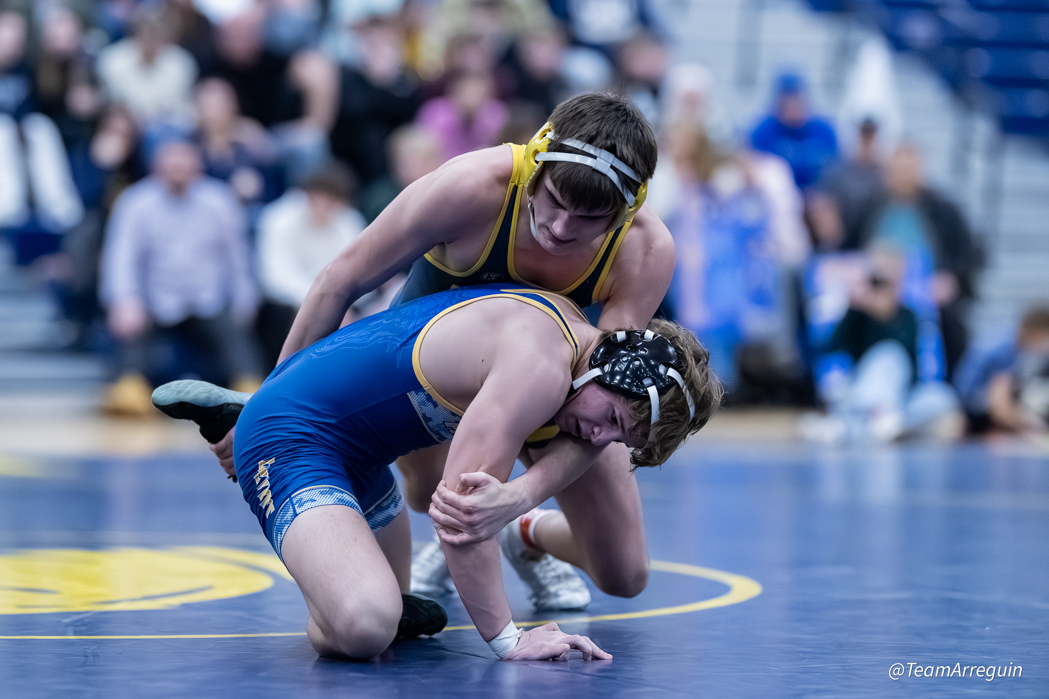 No. 6 Grand Ledge Powers Past DeWitt on the Road