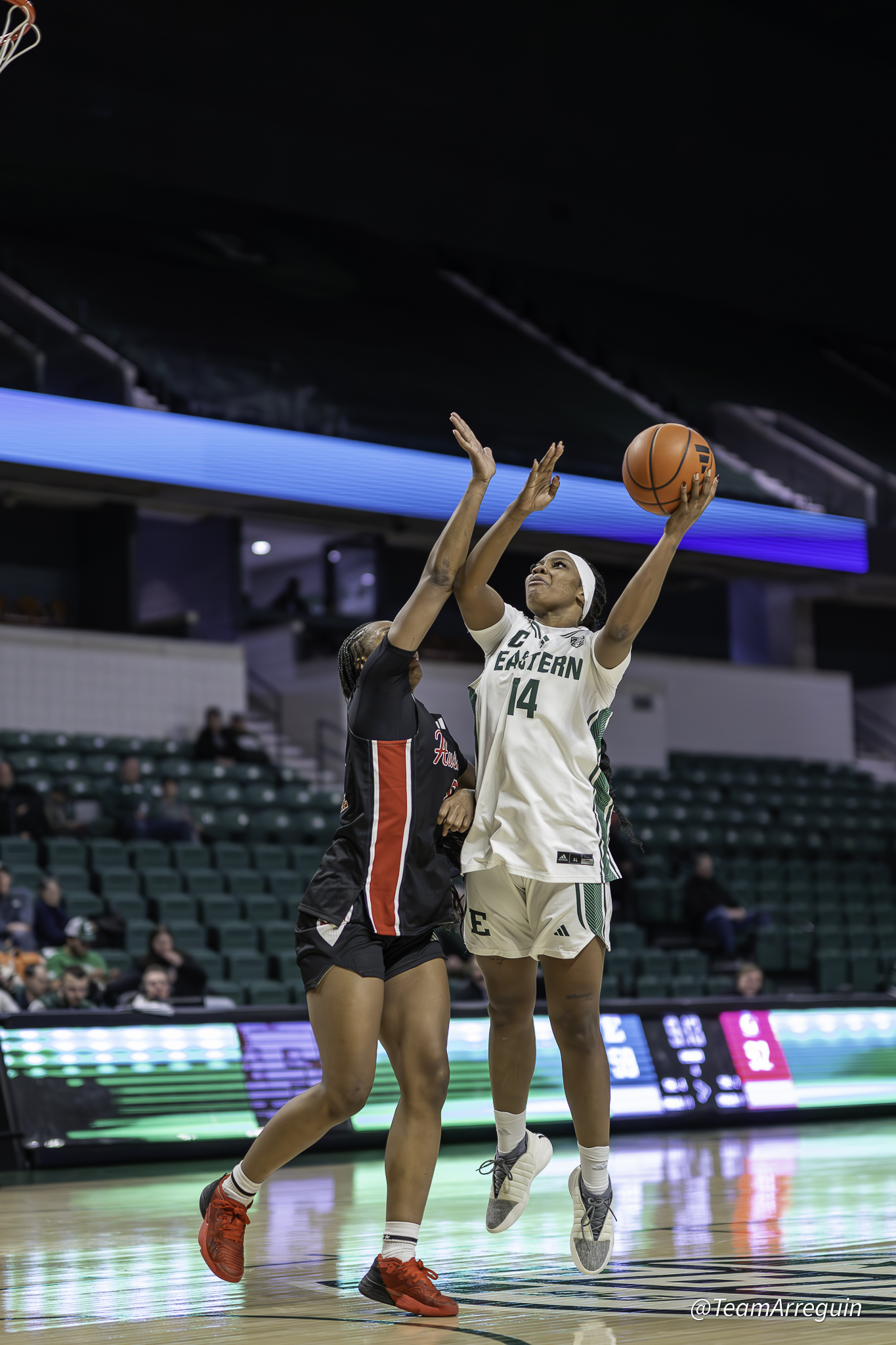Eastern Michigan Holds Off Northern Illinois Behind Eleko’s Double-Double