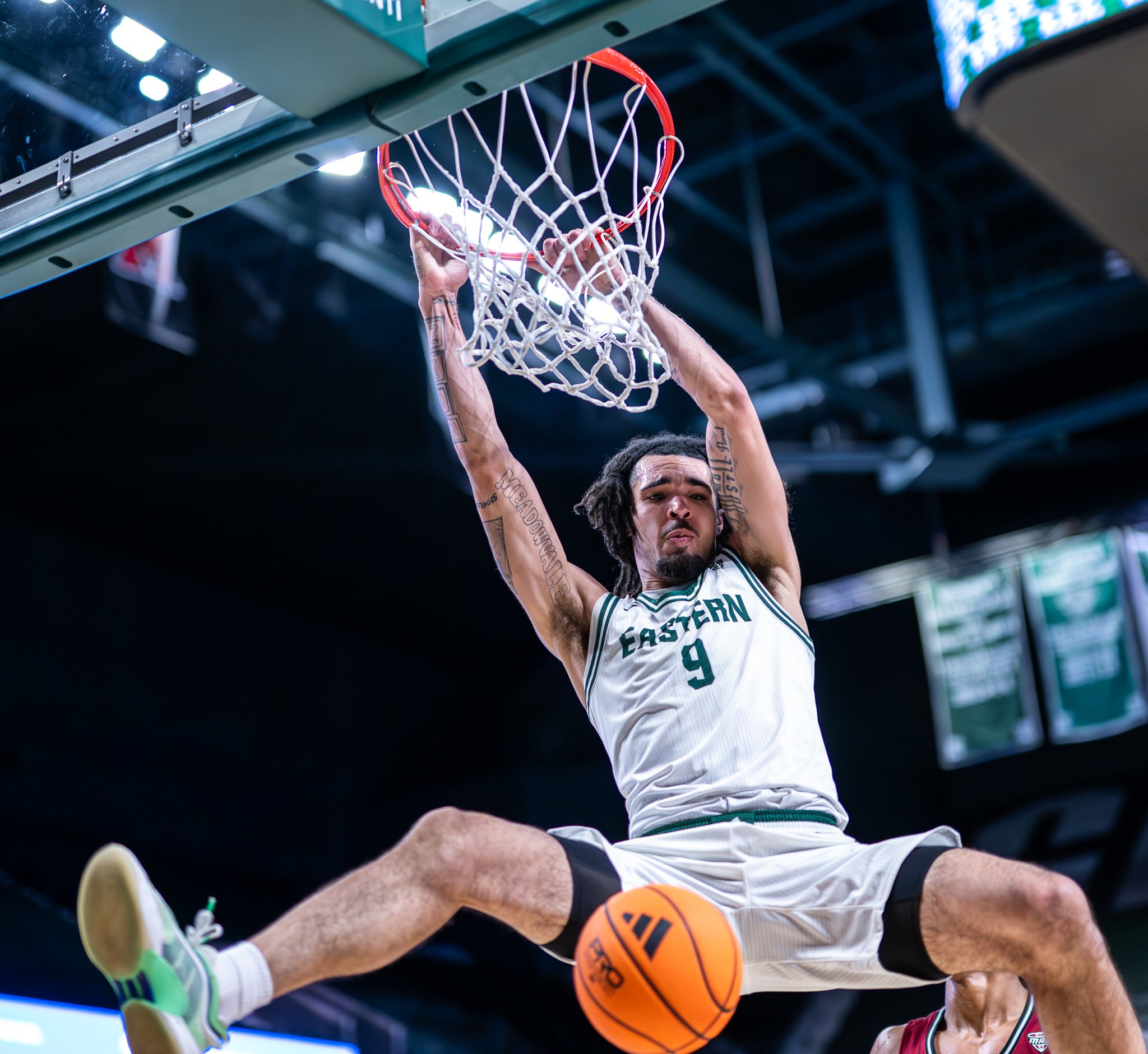 EMU Rallies Past UMass, 80-74, in MAC Matchup