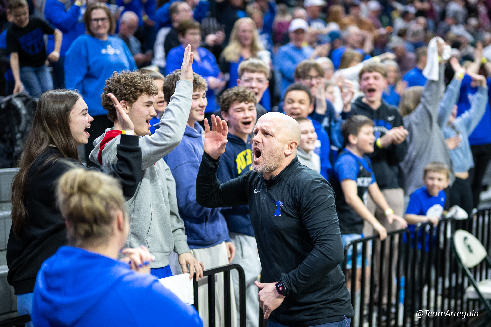 Hematites Hold Off Bulldogs, Advance to Breslin for Title Shot