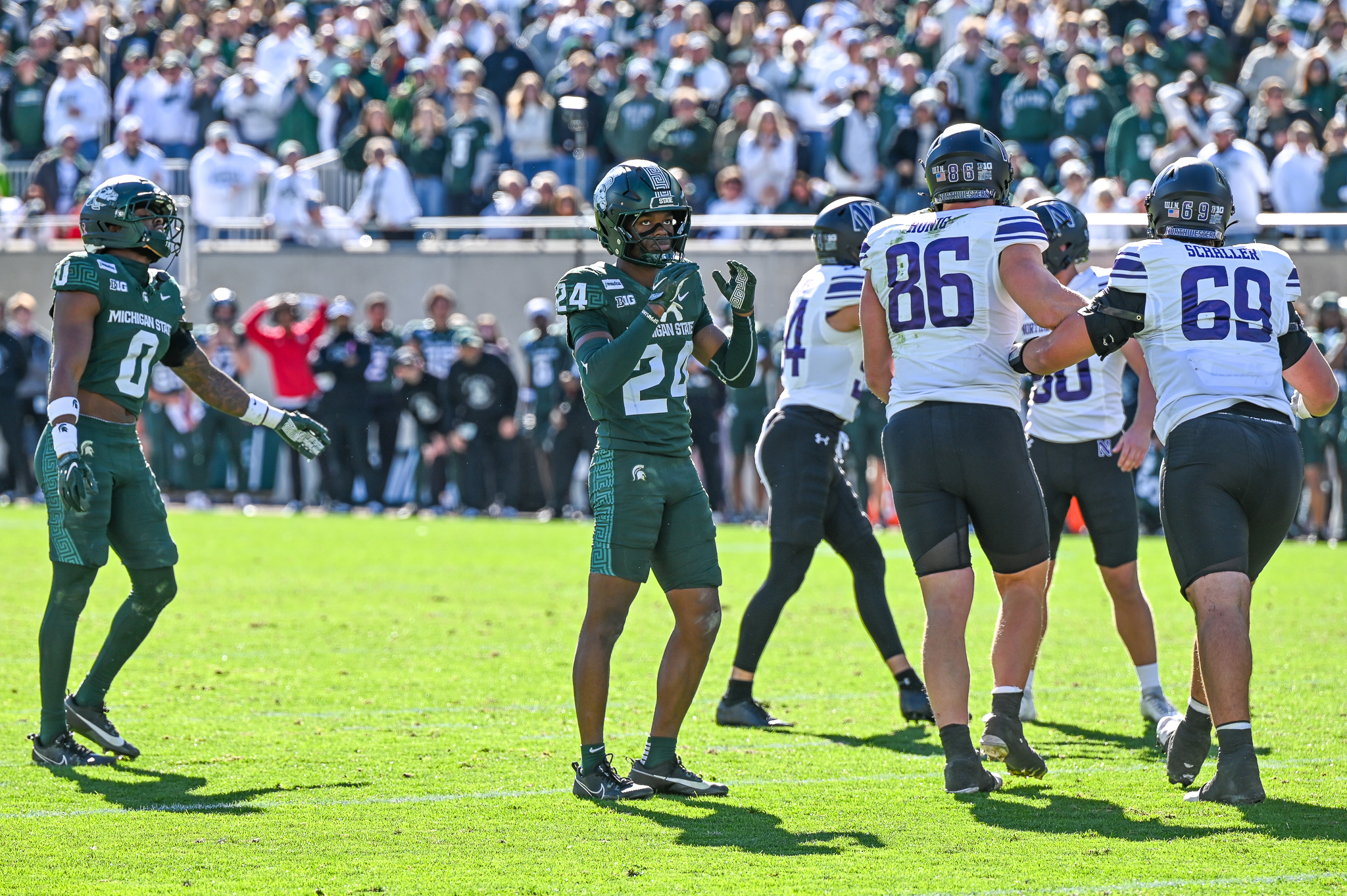 Late field goal sends Northwestern past Michigan State, 24–21